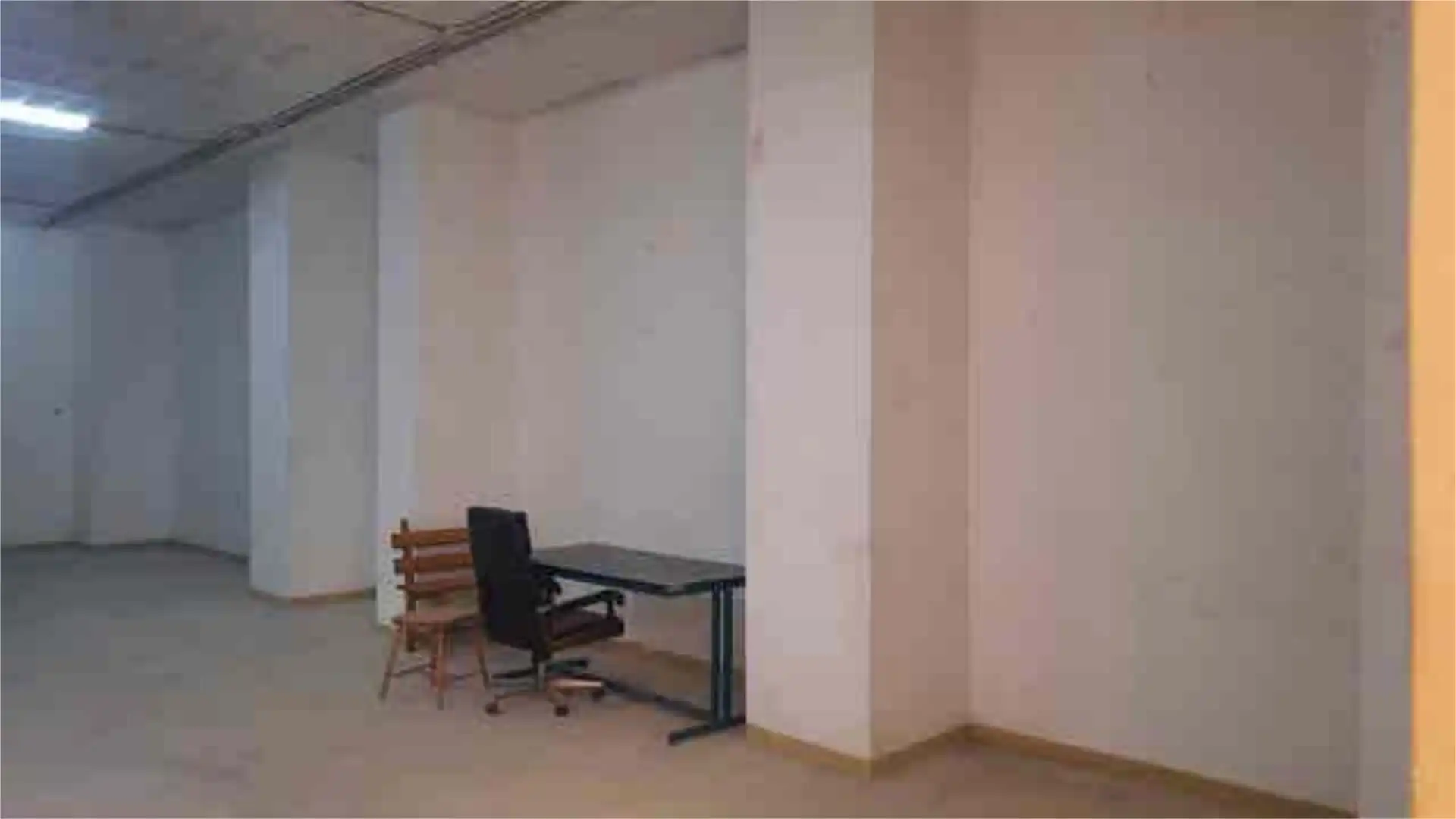 Local comercial en García Barbón - Foto 7