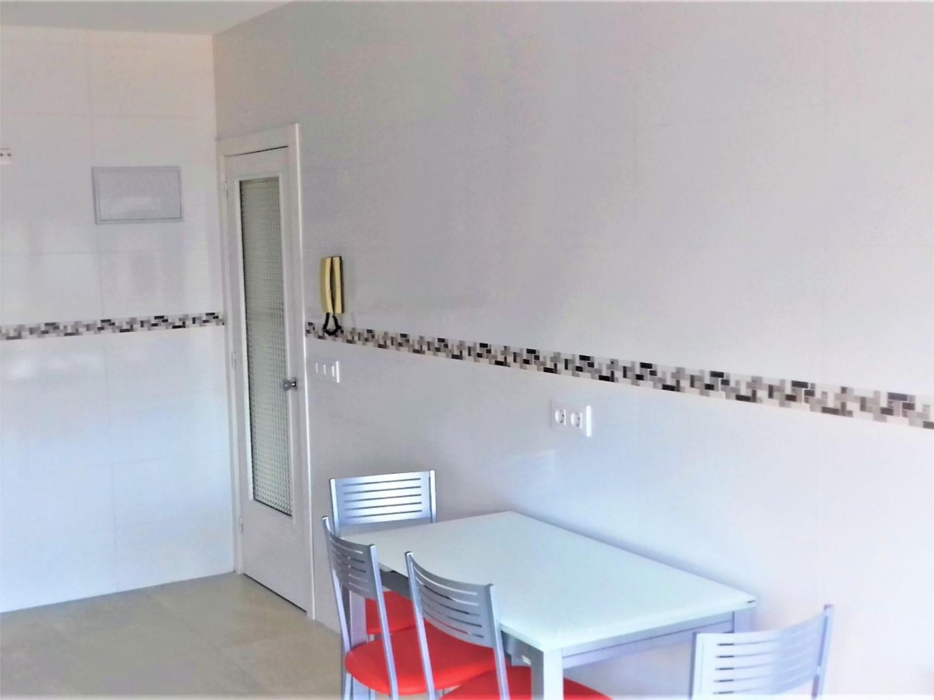 Piso en  Calle Baldomero Fernández 1 - Foto 10