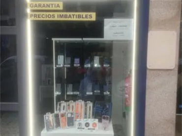 Local comercial en Centro - Foto 3