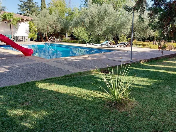 Casa independiente en avenida Paraiso, 18 - Foto 1