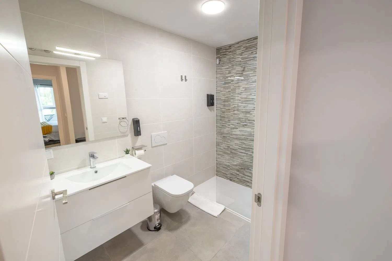 Piso en calle Benjamín de Tudela, 21 - Foto 4