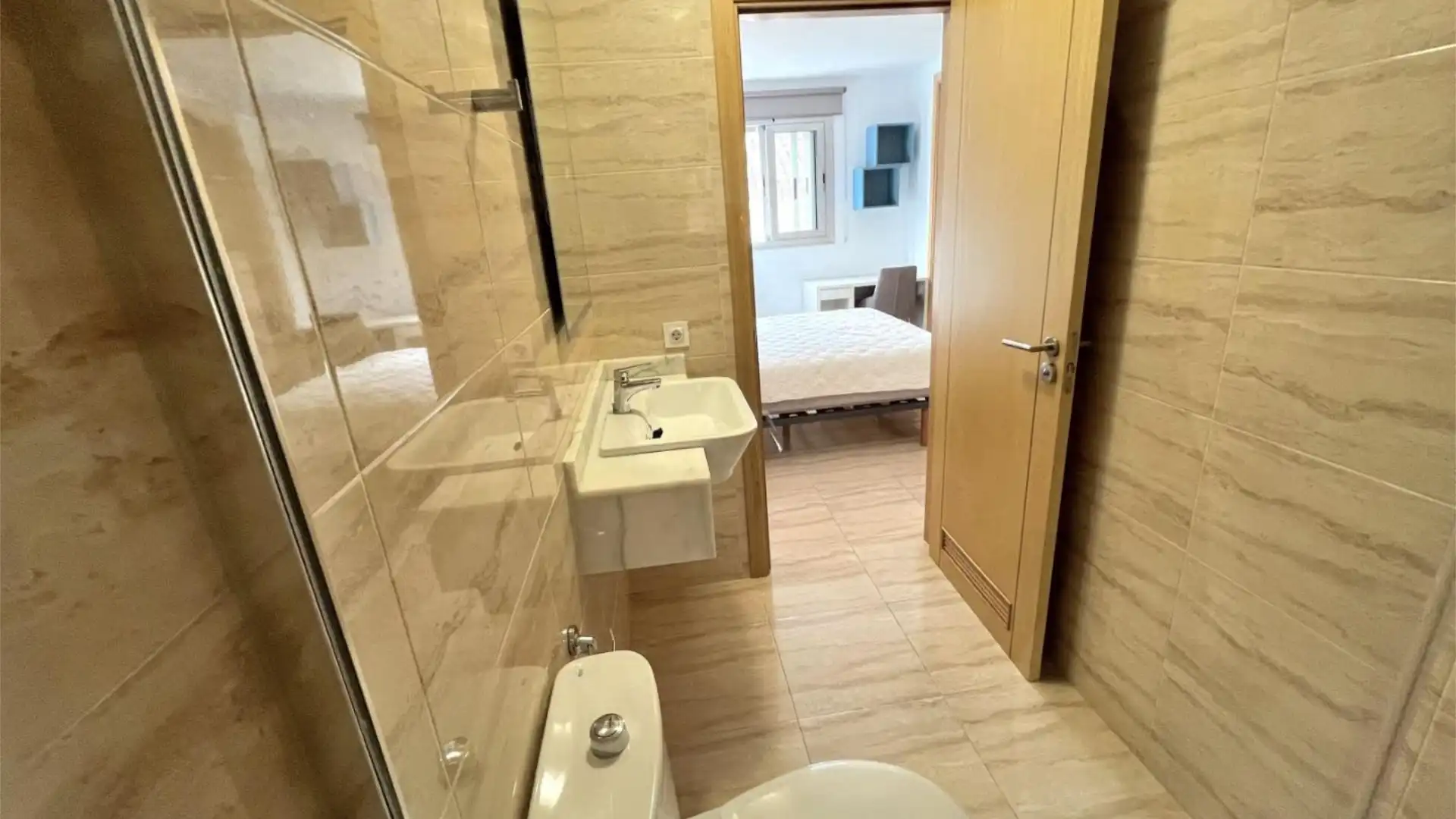 Piso en  Carrer del Pare Guillem Vives 4 - Foto 7