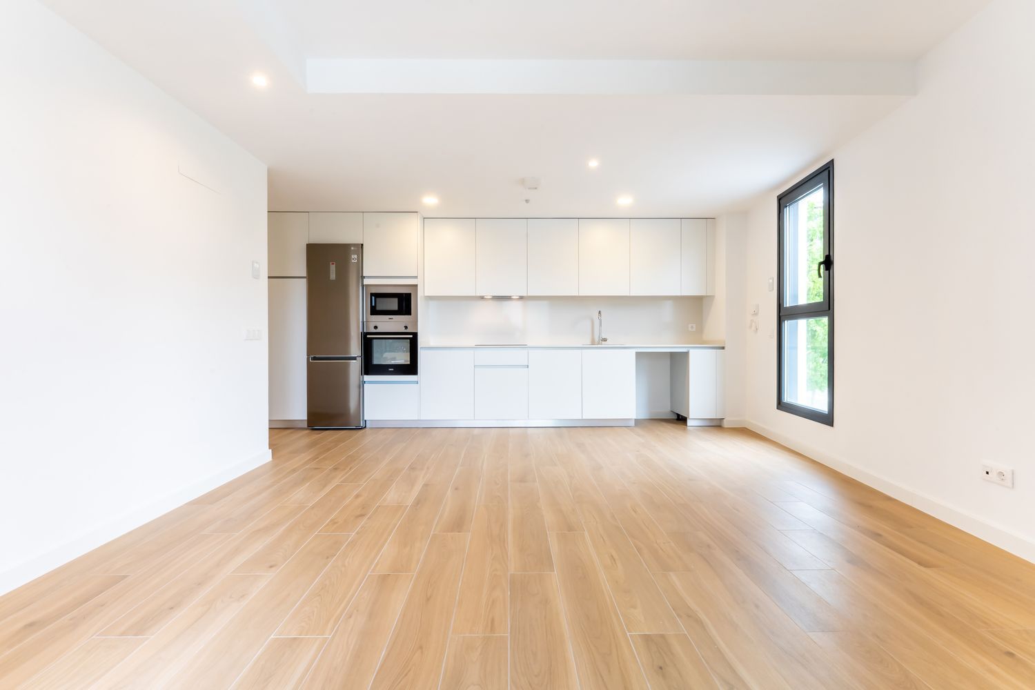 Piso en calle Casimiro Mahou Bierhans, 27 - Foto 1