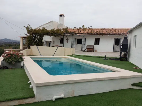 Cortijo en Cortijo en Almogía - Foto 1