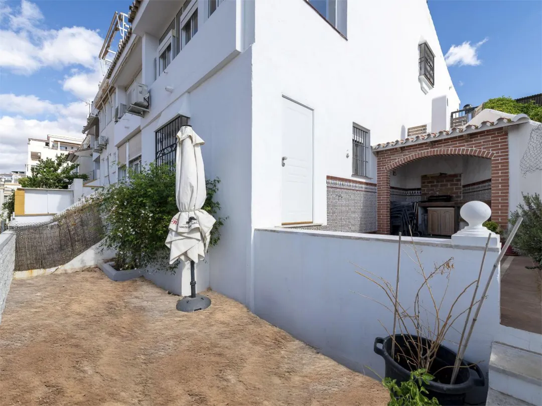 Casa adosada en  Calle Picadero 20 - Foto 35