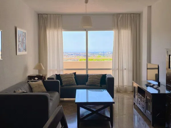 Piso en Barrio El Tejar - Hacienda Bizcochero