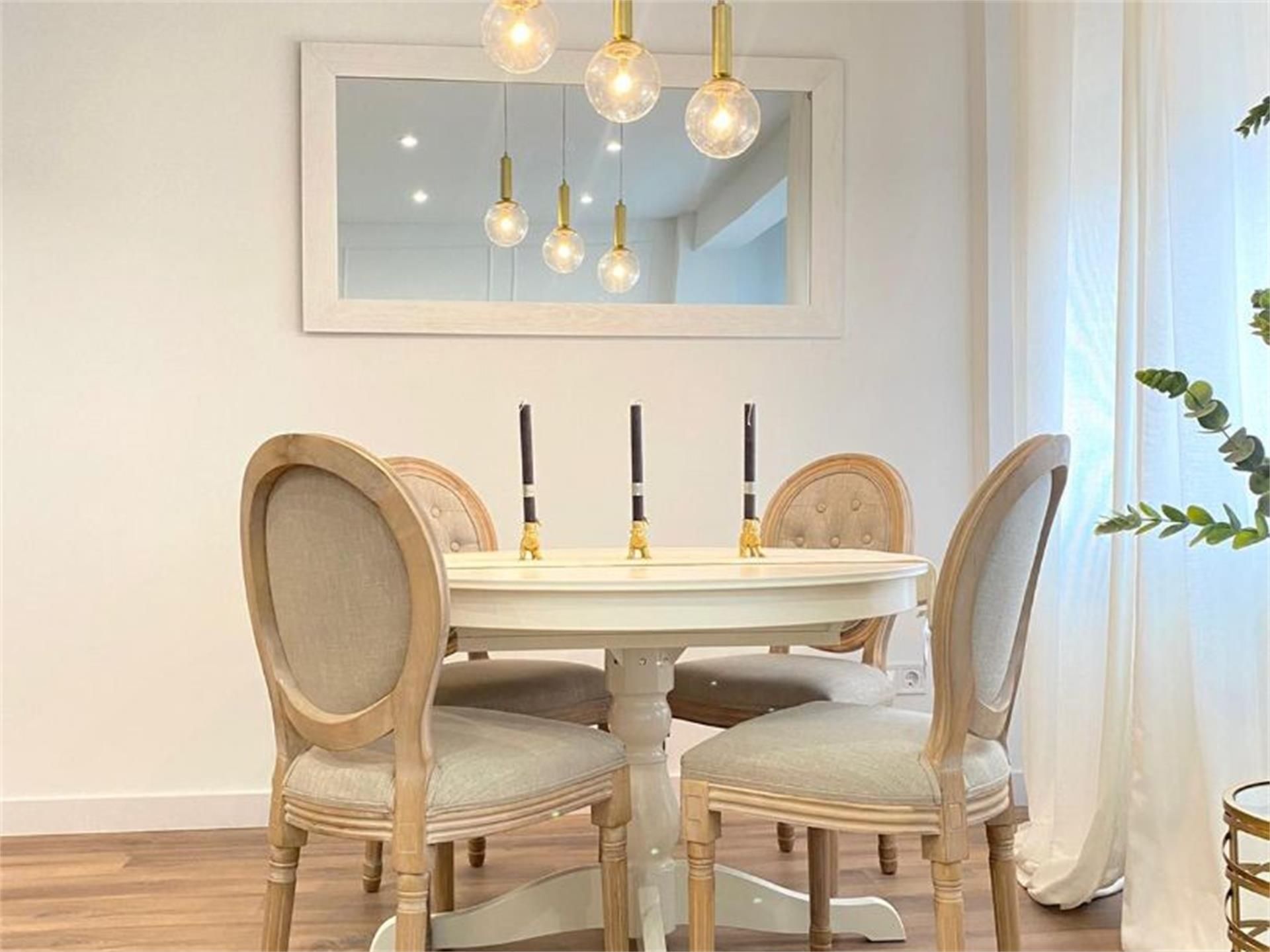 Piso en  Calle Leopoldo Pardo 13 - Foto 2