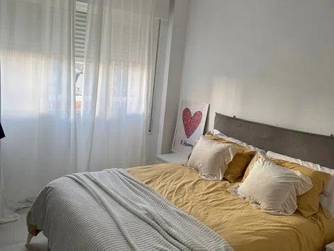 Piso en calle Maimónides, 5