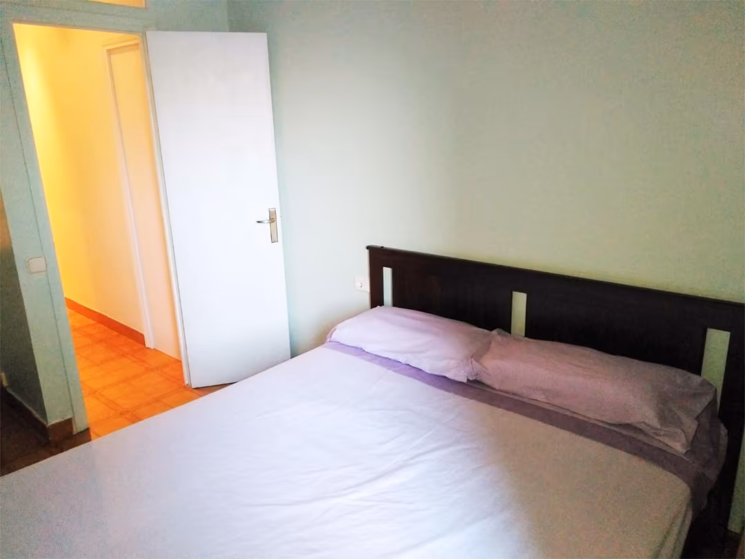 Piso en  Carrer del Comte Borrell 32 - Foto 6