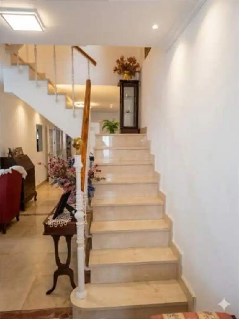 Chalet en Nueva Andalucía ( La campana) - Foto 2