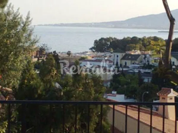 Casa independiente en calle Fernández Shaw, 42 - Foto 1