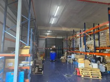 Nave Industrial en Leganés - Foto 2