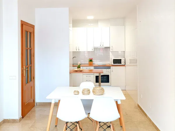 Piso en avenida Juan Carlos I, 21 - Foto 3