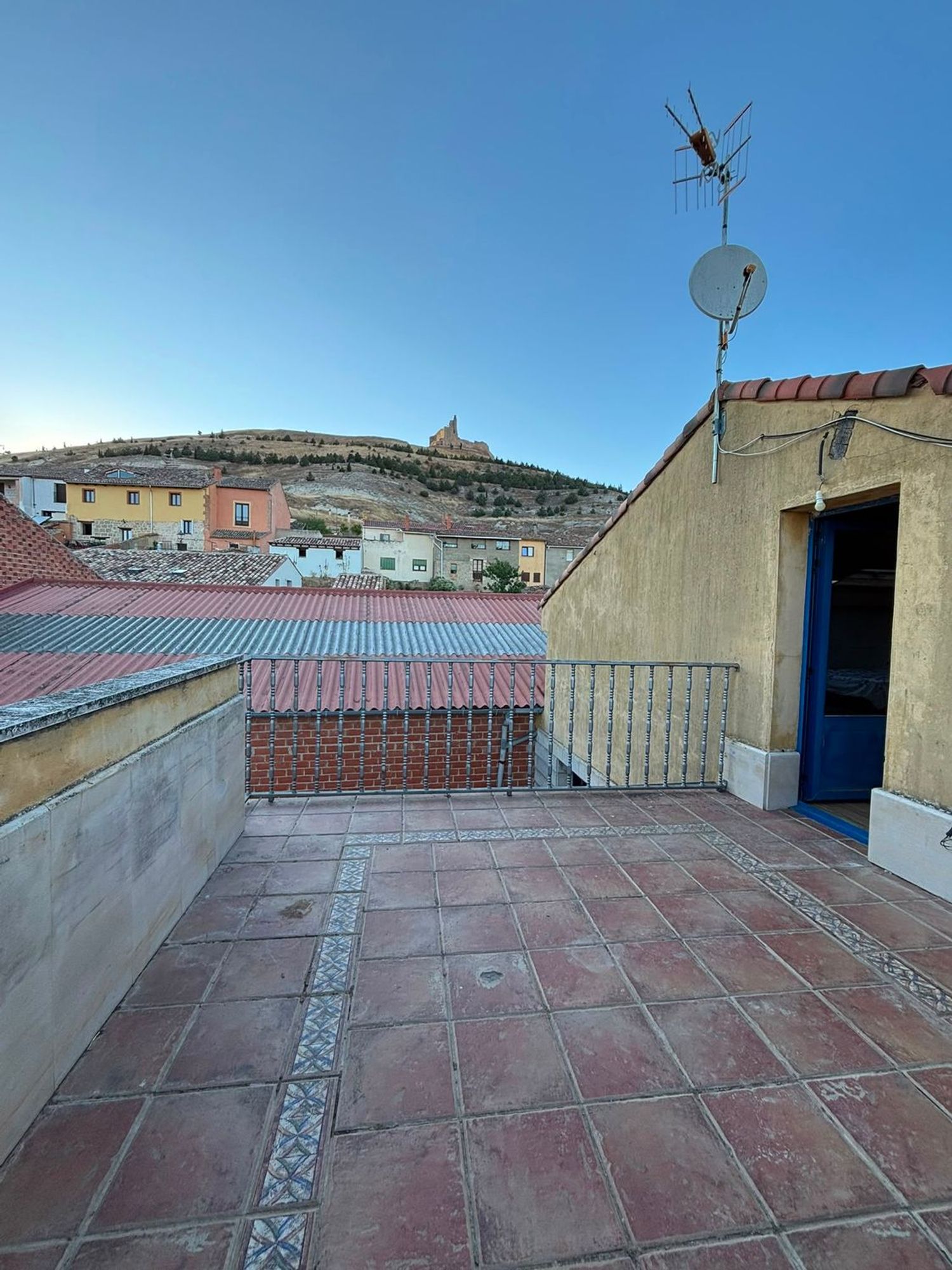 Casa de pueblo en Avenida Camarasa, 31 - Foto 2