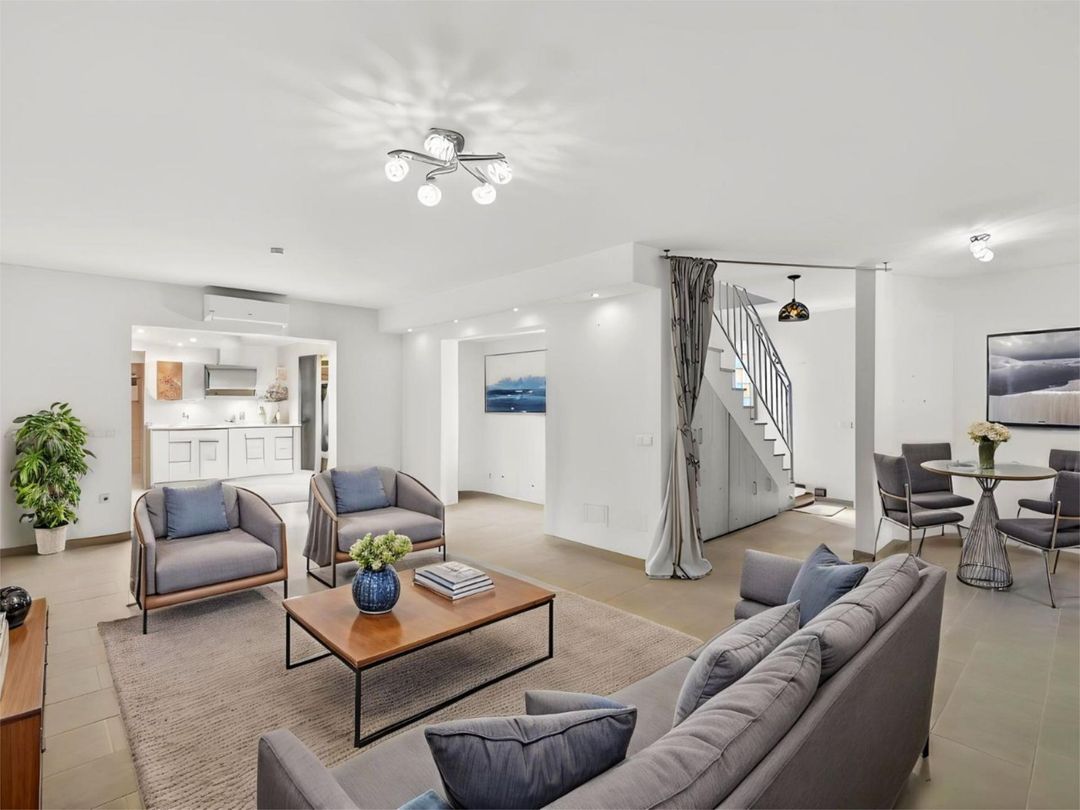 Casa adosada en  Calle Almería 64 - Foto 1