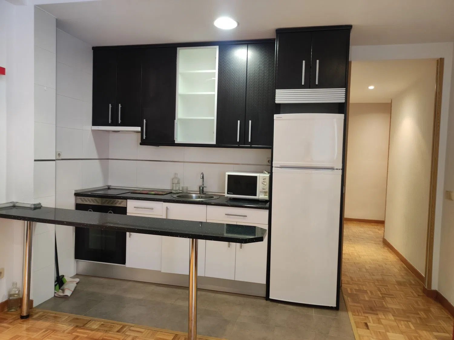 Estudio en calle Tarragona, 38