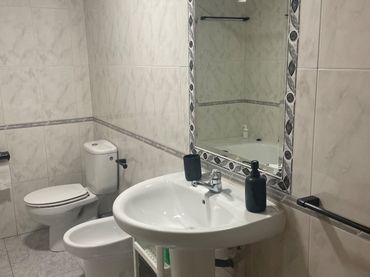 Piso en  Avenida de Rosalía de Castro 27 - Foto 7