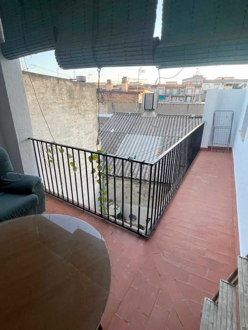 Piso en  Calle Cristo de la Yedra 22 - Foto 3