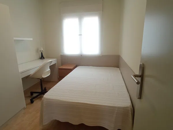 Piso en Valdeacederas - Foto 2
