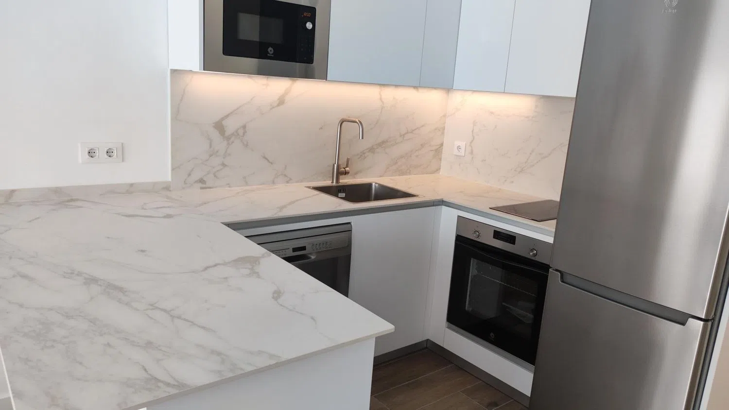 Piso en calle del Arquitecto Sánchez Arcas, 5 - Foto 2