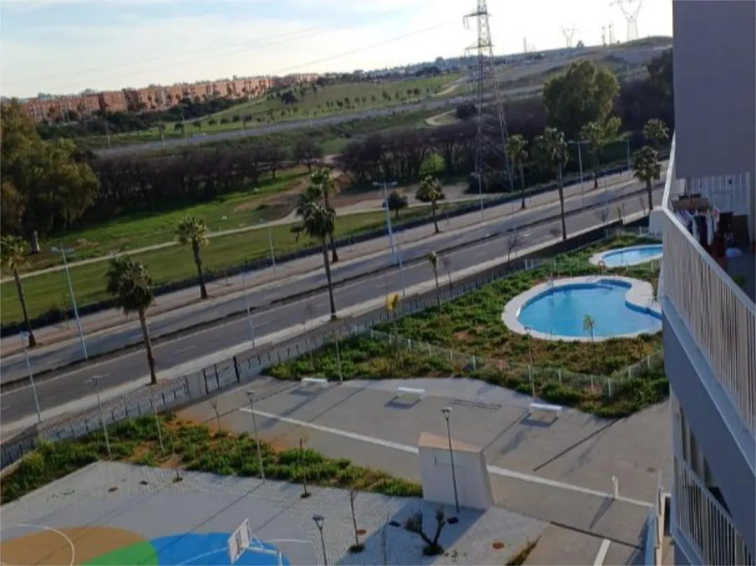 Piso en  Calle Carlos Benítez Saurel 14 - Foto 2