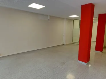 Local comercial en  Carrer d'Eduard Toldrà 23 - Foto 9
