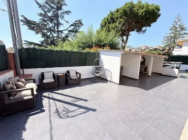 Chalet en  Carrer de Mossèn Jacint Verdaguer 128 - Foto 25