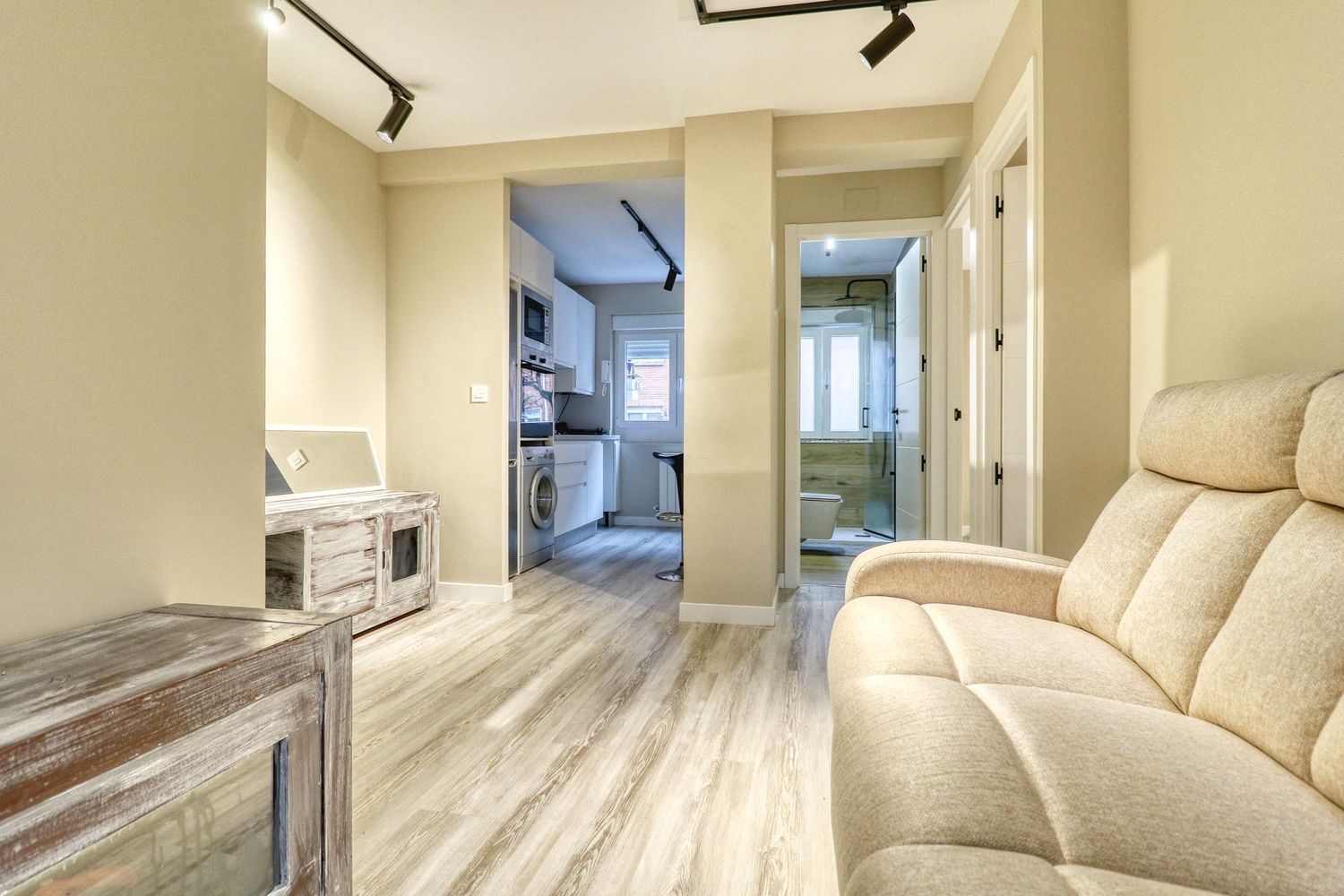 Piso en calle Victor Hevia, 33 - Foto 1