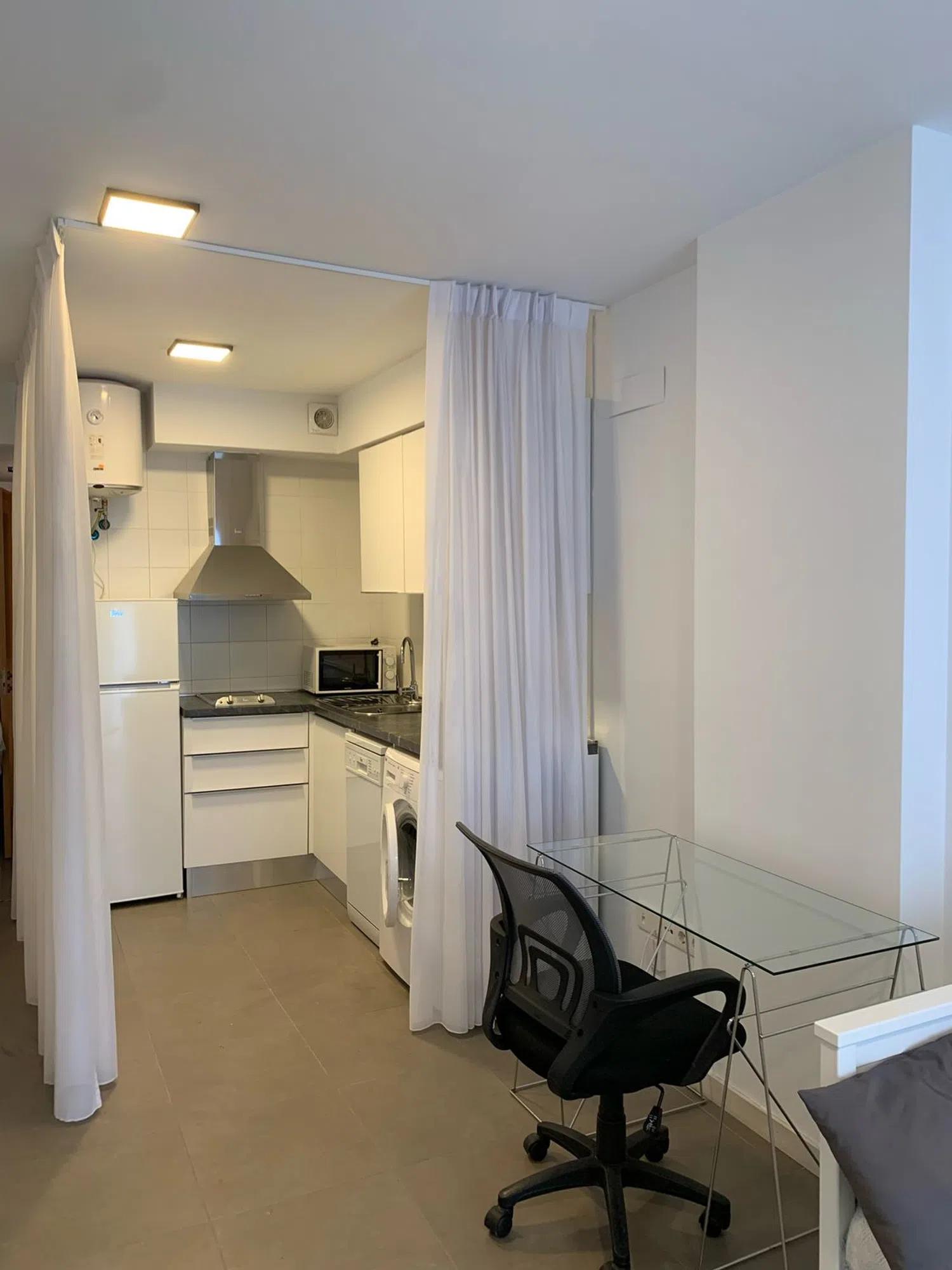 Estudio en calle de Puente la Reina, 39 - Foto 4