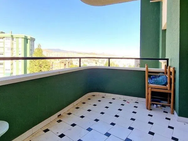 Piso en calle Rodríguez Ledesma, 4