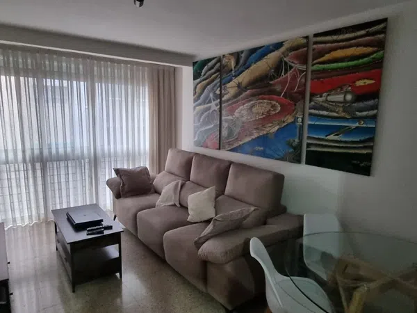 Piso en calle Presbitero Baltasar Carrasco, 26