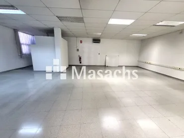Local comercial en Terrassa - Foto 4