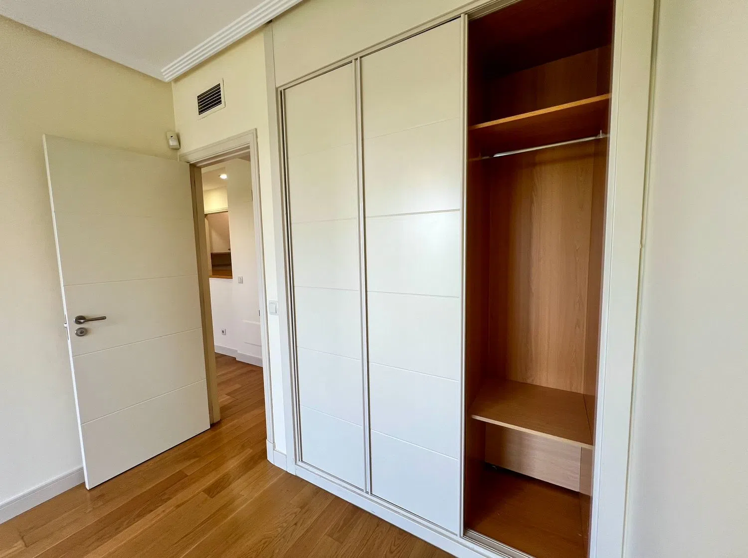 Piso en calle de Silvano, 22 - Foto 13