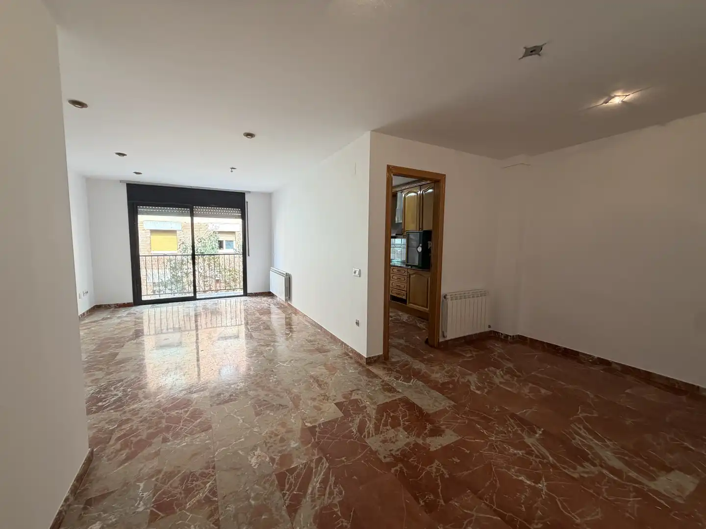 Piso en  Carrer del Puigmal 10 - Foto 5