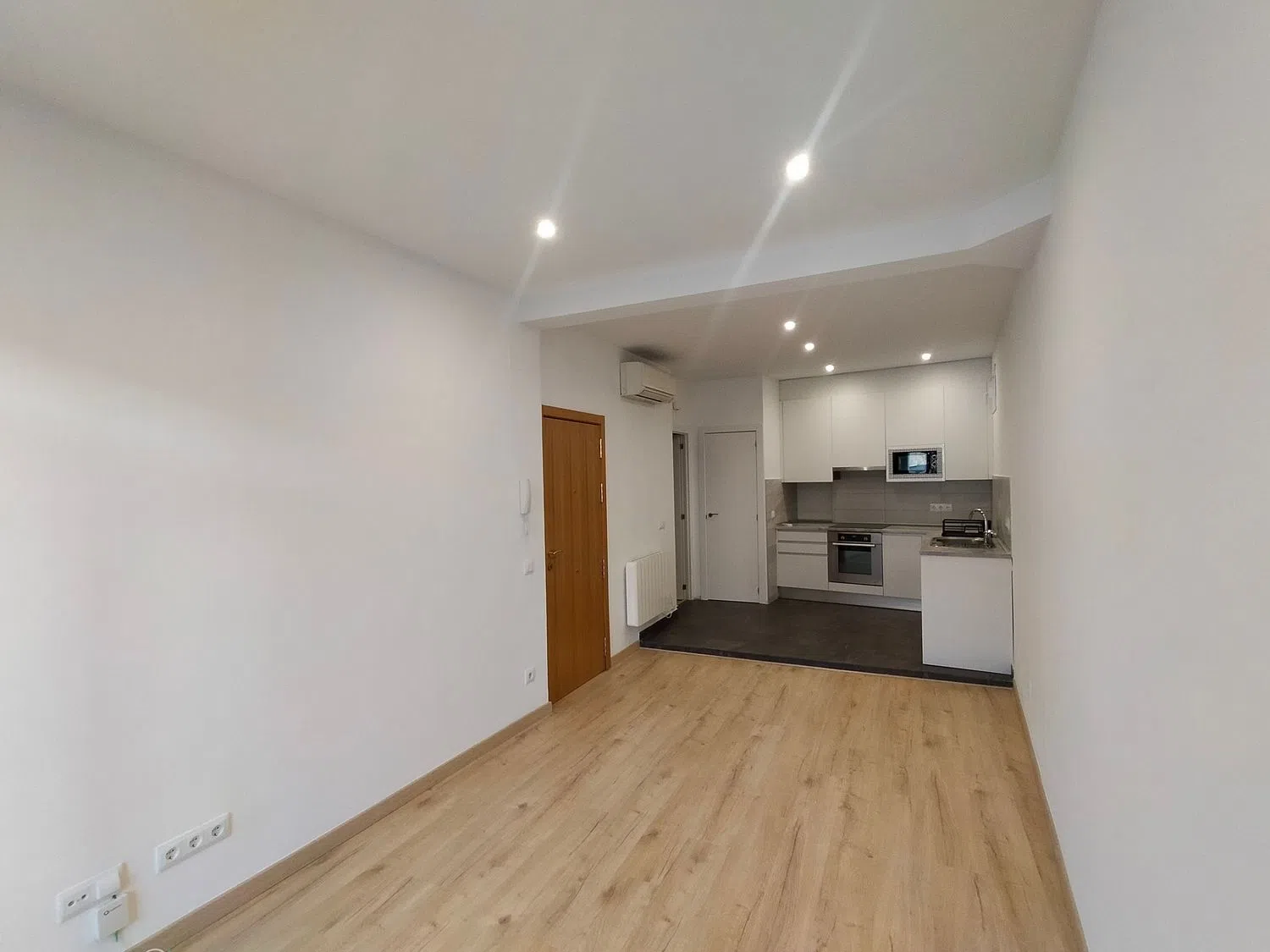 Piso en calle de la Cava Baja, 26 - Foto 4