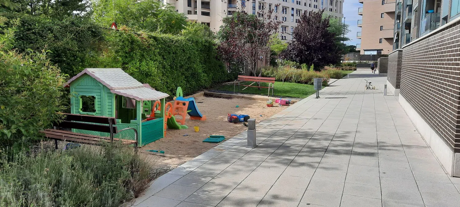 Piso en avenida de Castilla y León, 21 - Foto 14