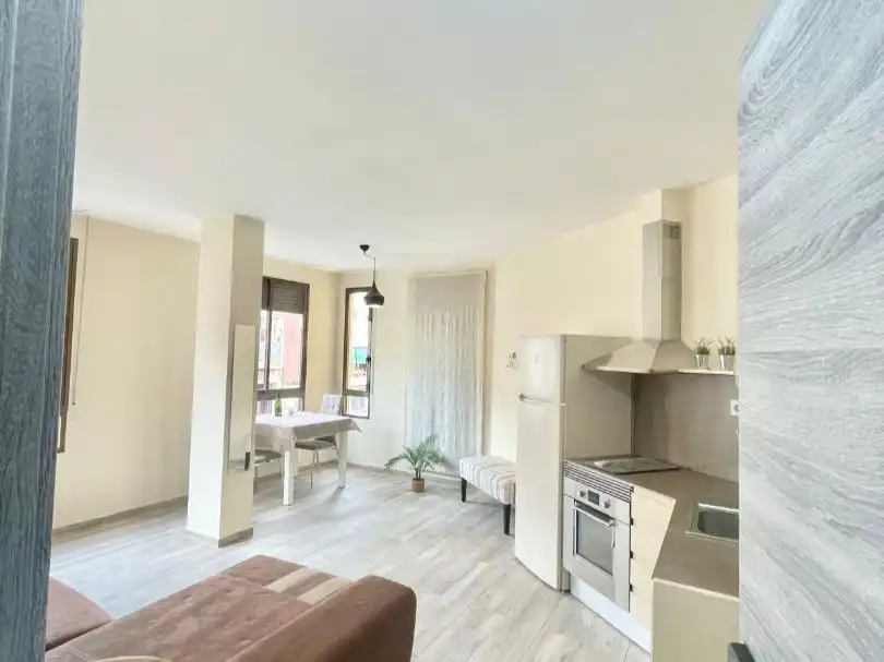 Piso en  Carrer de Jaime Beltrán 27 - Foto 4