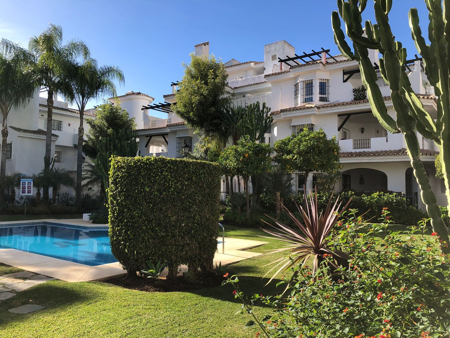 Ático en Urbanización Los Naranjos de Marbella s/n, La Dama de Noche-La Alzambra - Foto 2