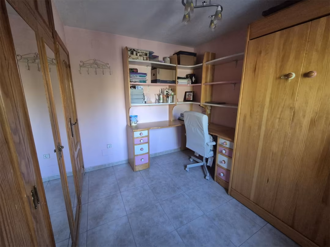 Piso en  Calle de Ascao 86 - Foto 10