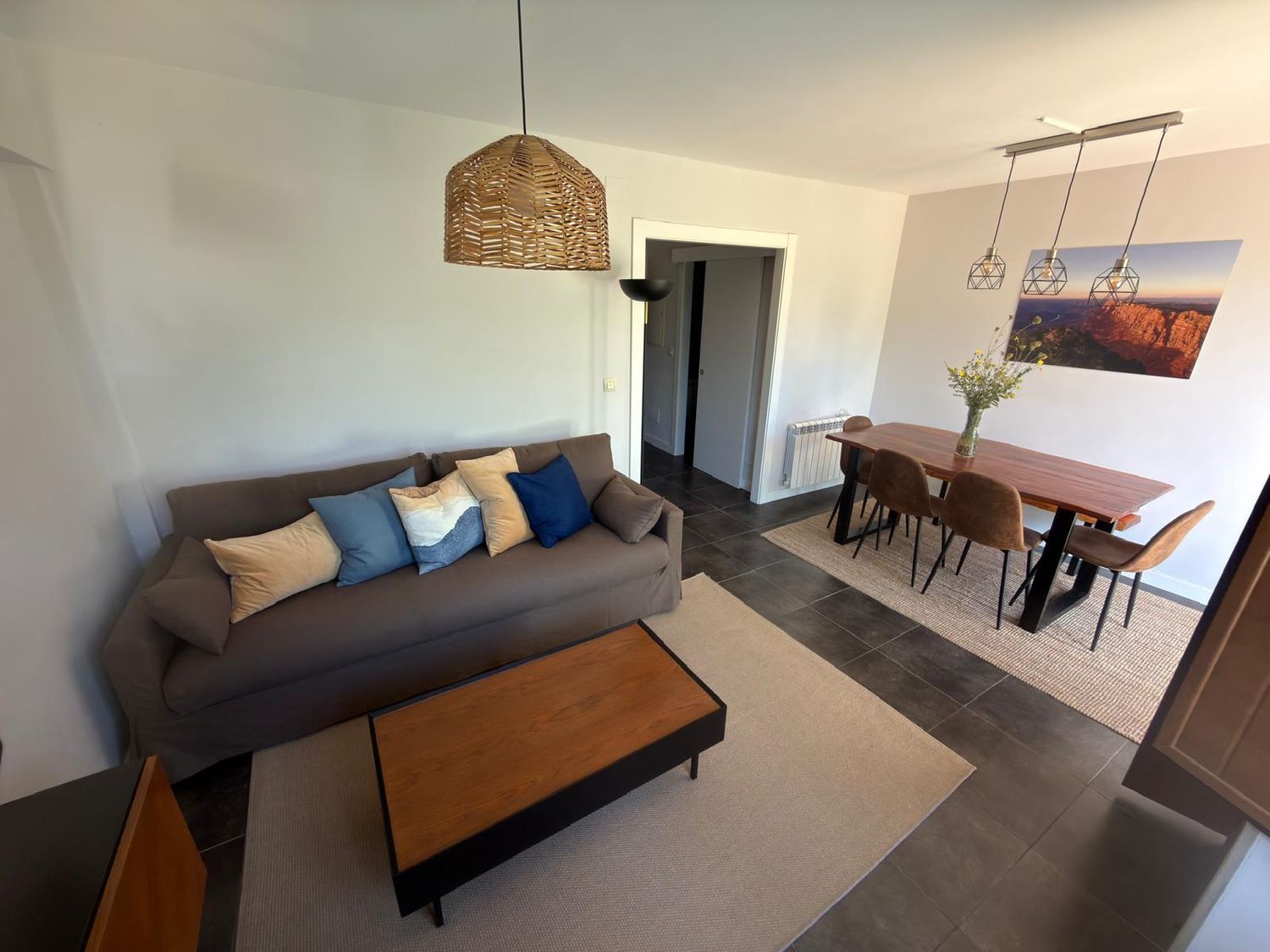 Chalet adosado en Val de San Vicente - Foto 4