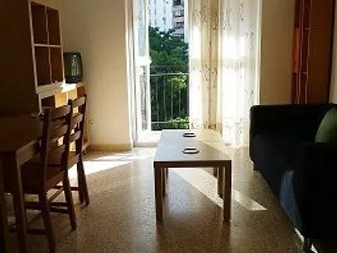 Piso en plaza Virgen de los Dolores, 7