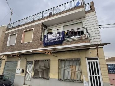 Casa adosada en  Calle González Valentín 13 - Foto 2