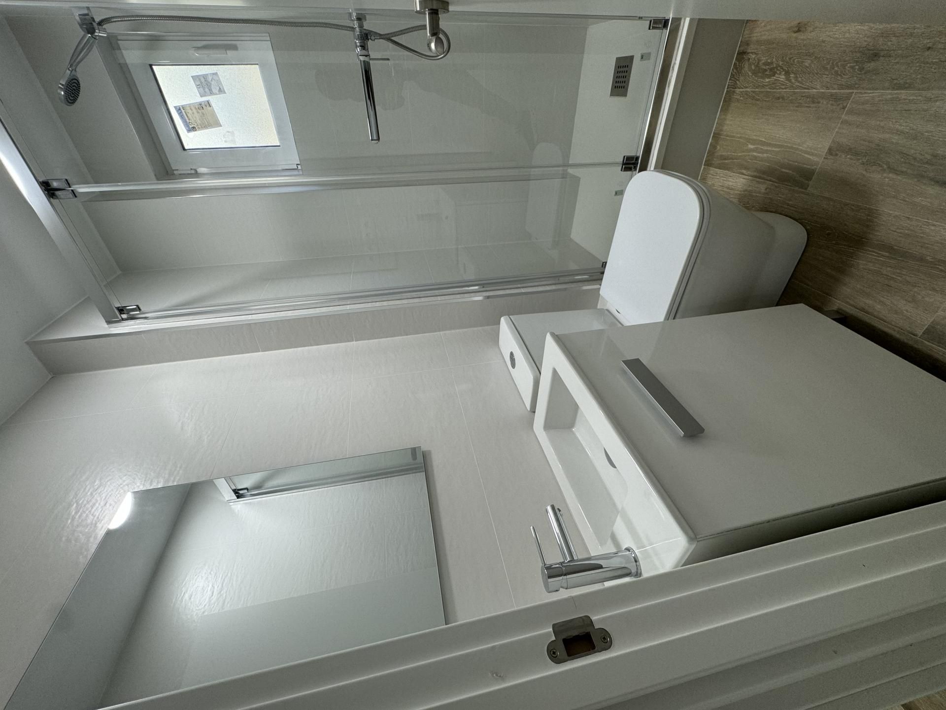 Piso en  Calle Jean León 9 - Foto 11