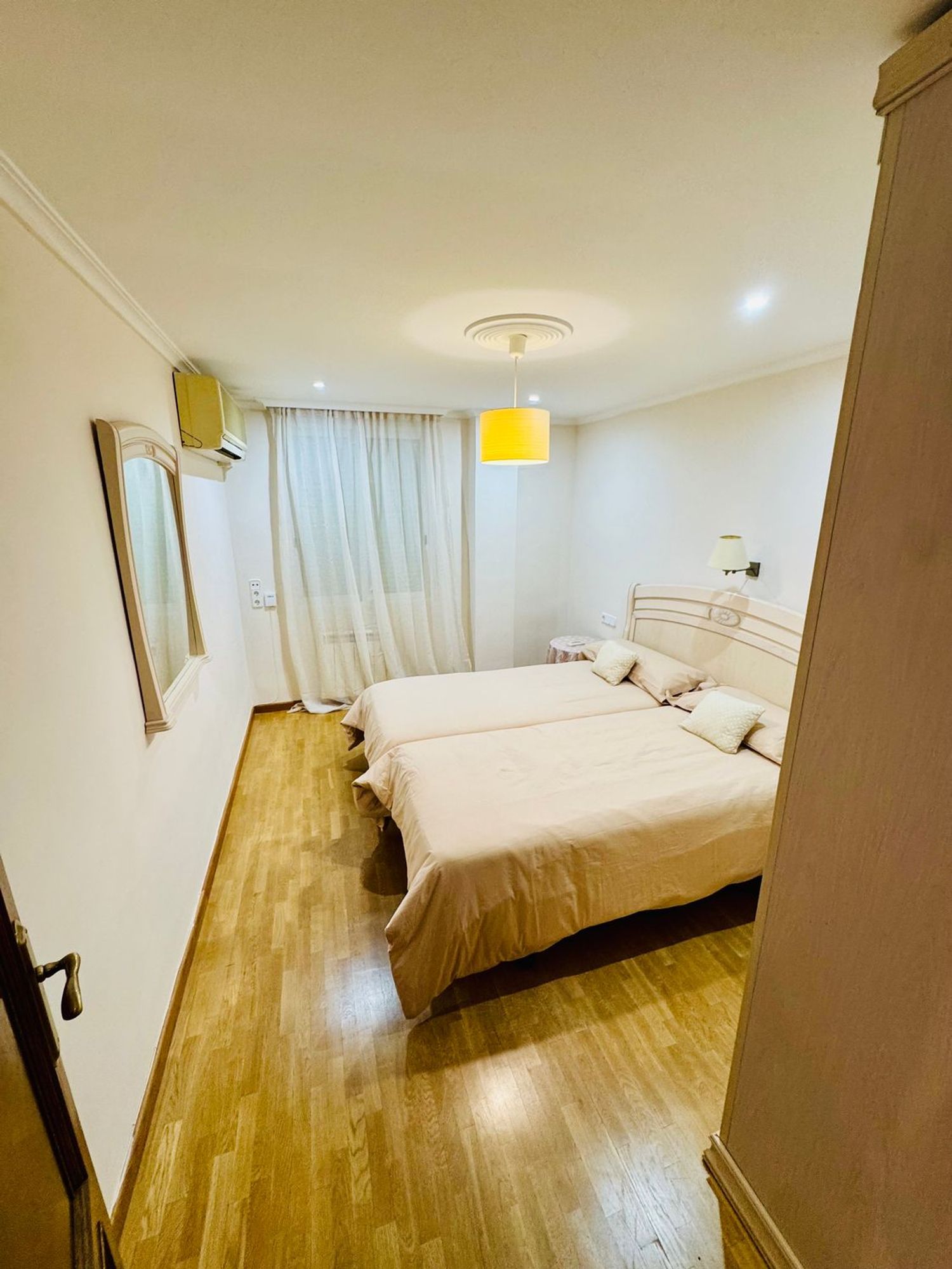 Piso en calle d'Hernán Cortés, 15 - Foto 6