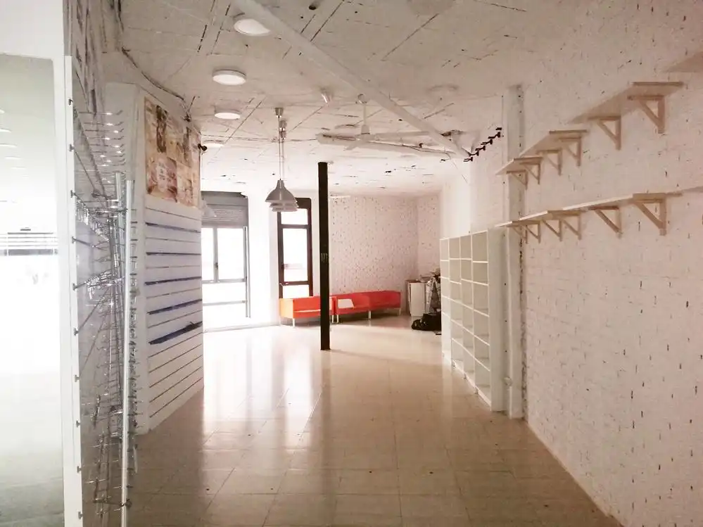 Local comercial en  Calle Madrid 46 - Foto 7