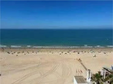 Piso en Paseo Marítimo - Foto 1