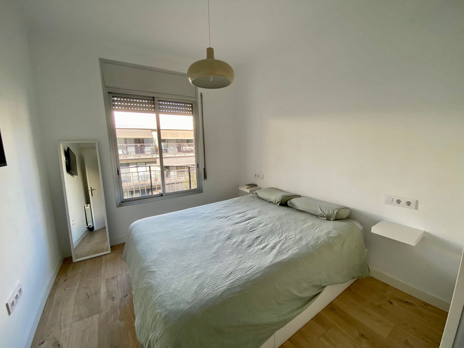 Piso en Calle de la Indústria, 334 - Foto 5