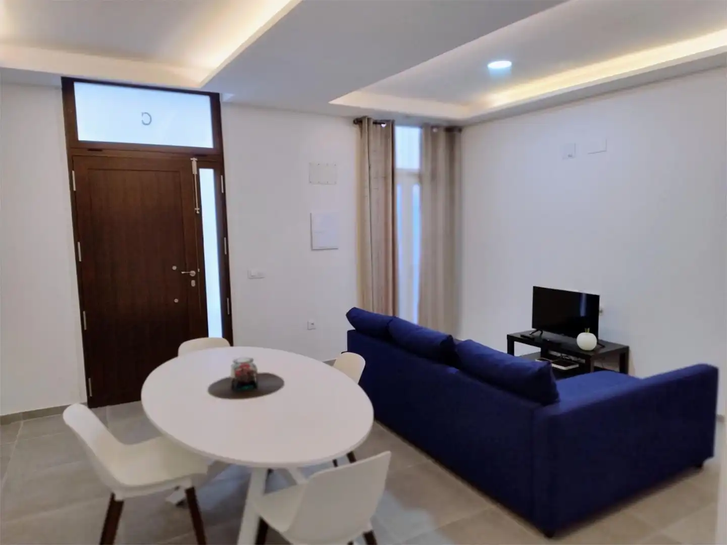 Apartamento en  Calle Rodrigo de Triana 90 - Foto 3