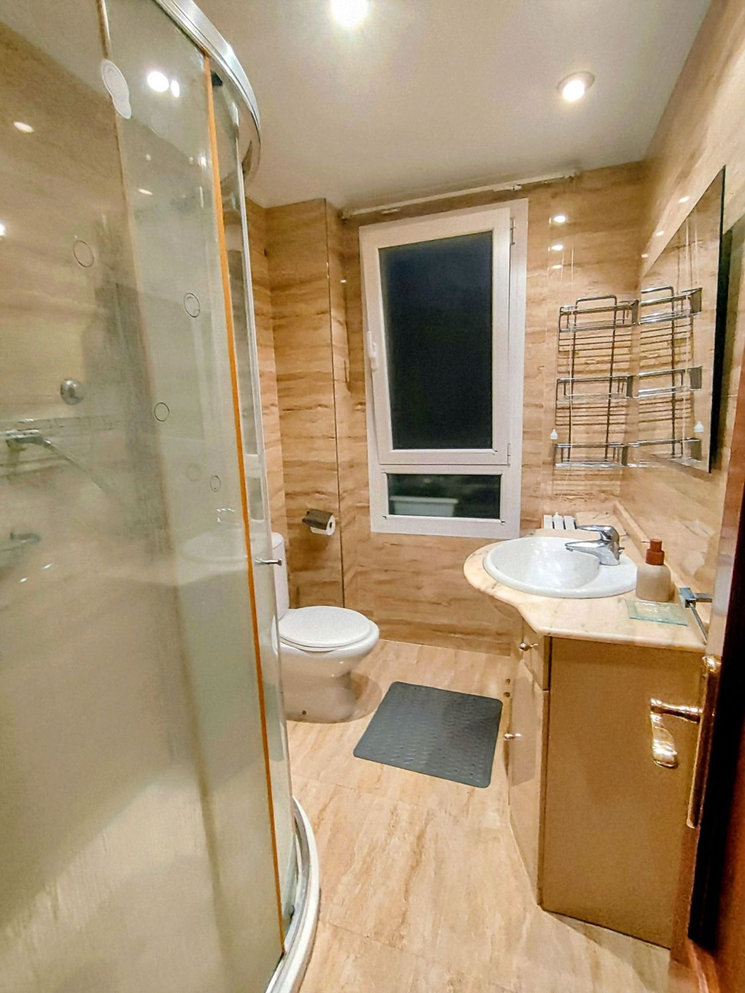 Piso en Adurtza - Foto 16