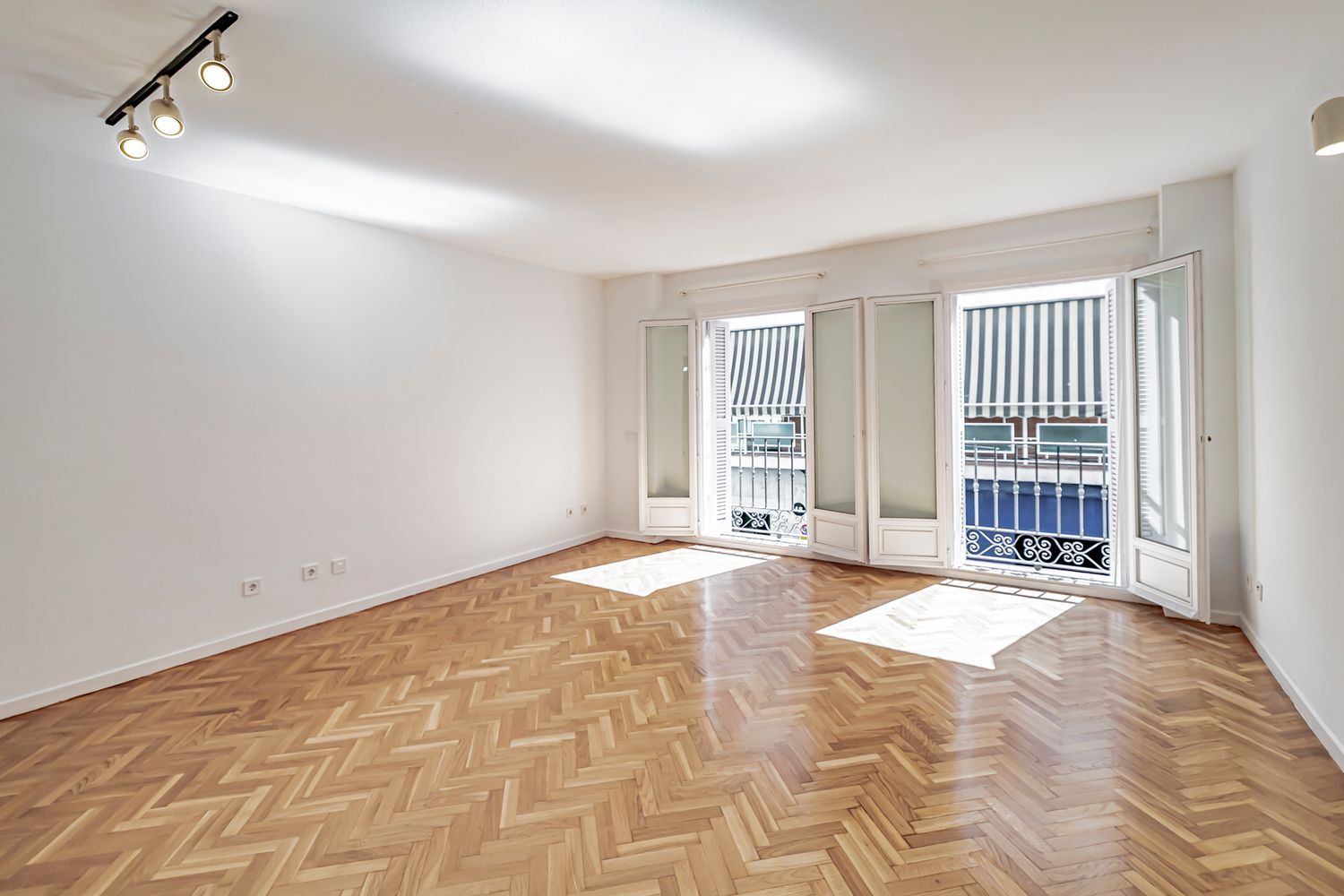 Estudio en calle de Don Quijote, 40